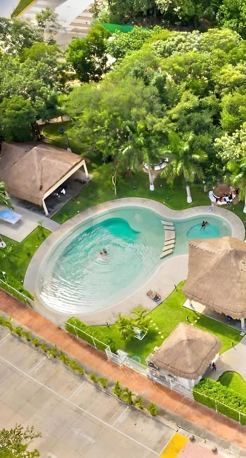 Casa Laura Y Campa Apartment Cancun Homestay