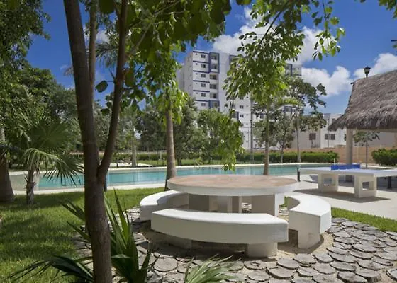 Homestay Casa Laura Y Campa Apartment Cancun